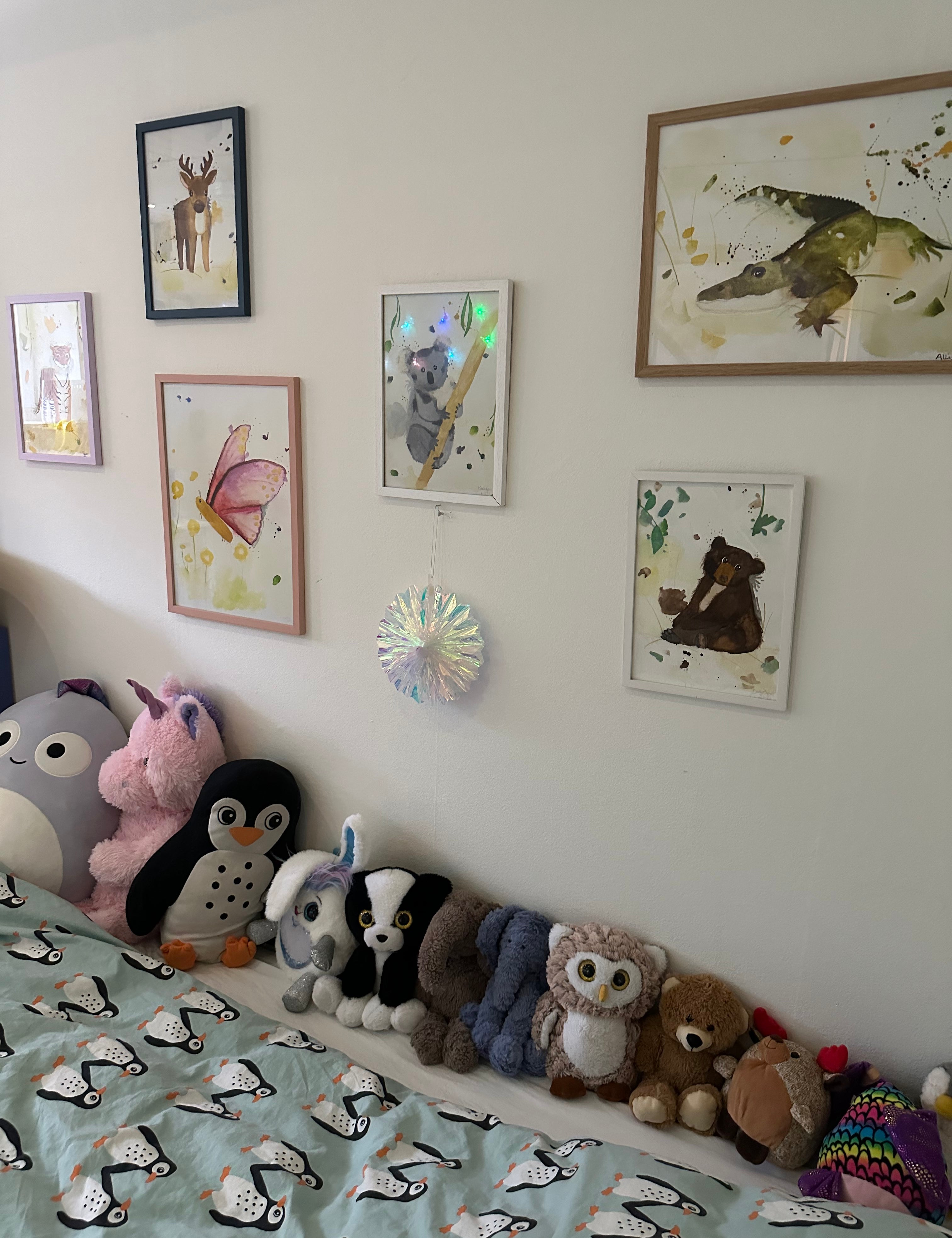 Et fantasifuldt værelse, skabt af barnets kreativitet